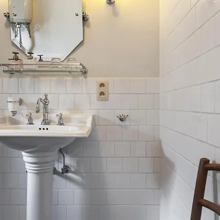 La Passion Interdite